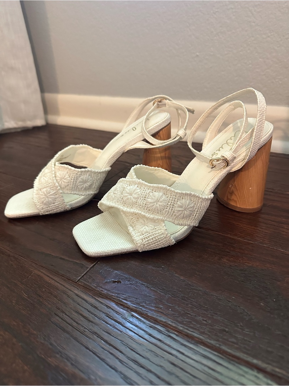 Lulu’s white Embroidered Block Heel Sandals